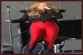 Mariah Carey brings her uncomfortable cameltoe to Austria: just embarrassing?